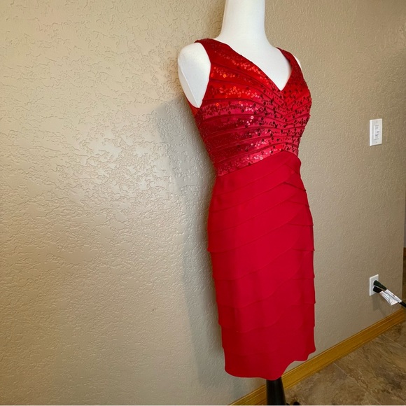 NWT Sherrie Bloom Peter Noviello CHETTA B 100% Silk Red Dress Size 4 - Picture 3 of 13